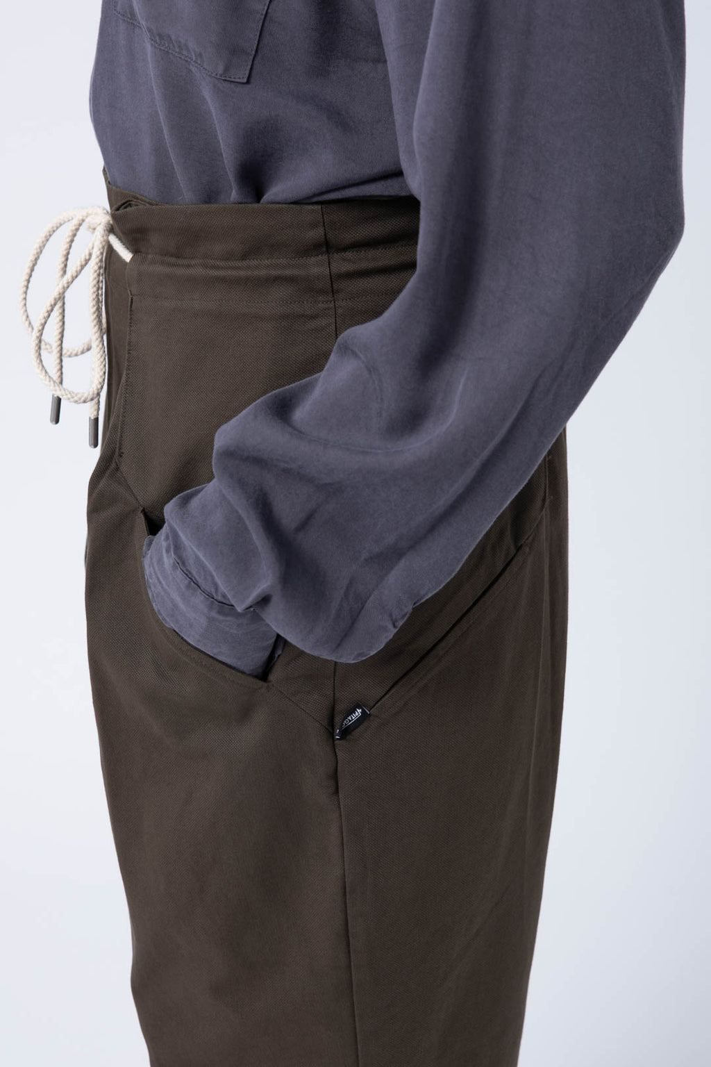 Pantalón Origami Castaño
