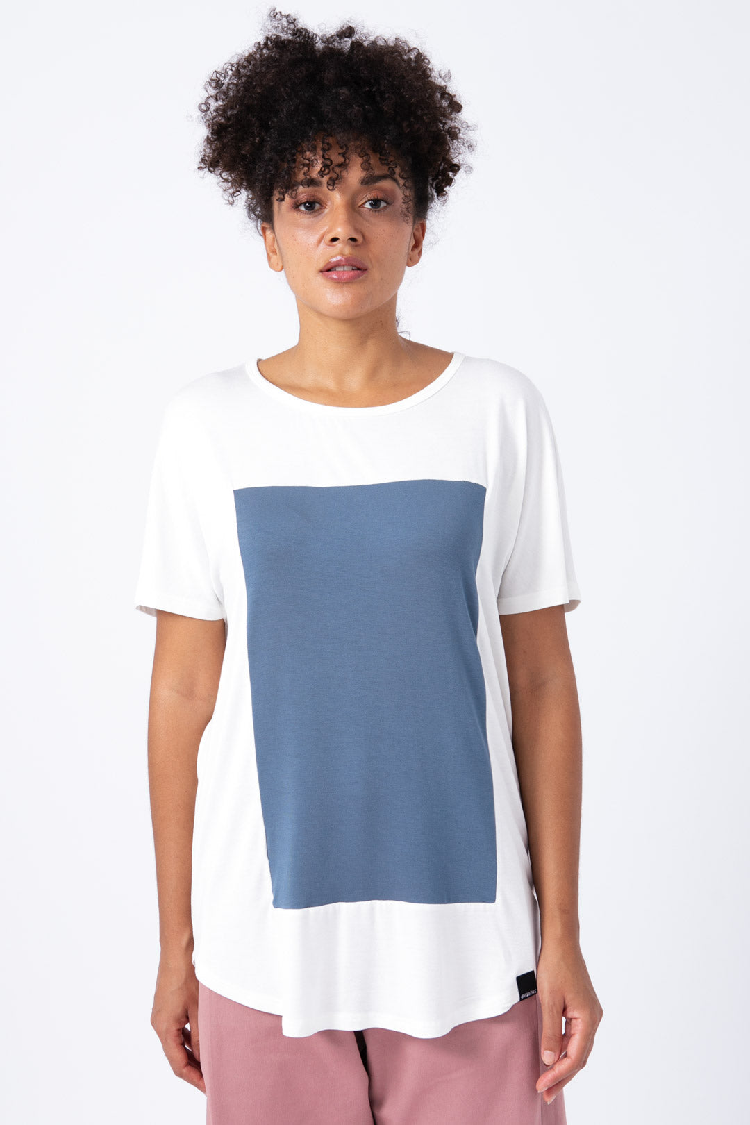 Camiseta Quadrilateral blanca - azul