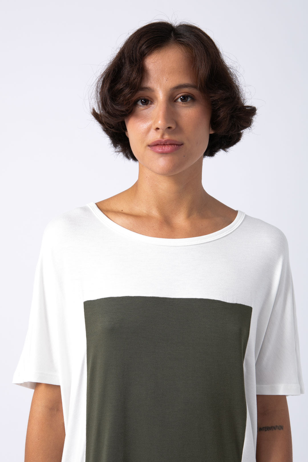 Camiseta Quadrilateral blanca - verde