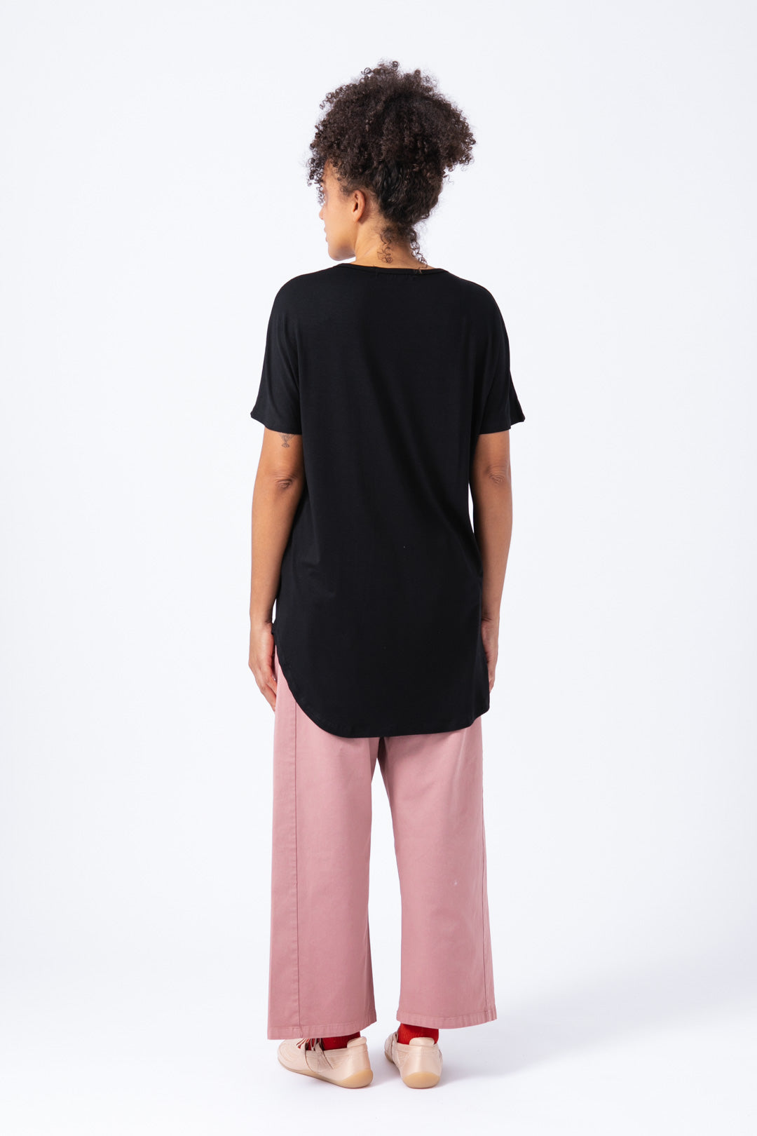 Camiseta Quadrilateral negra - blanca