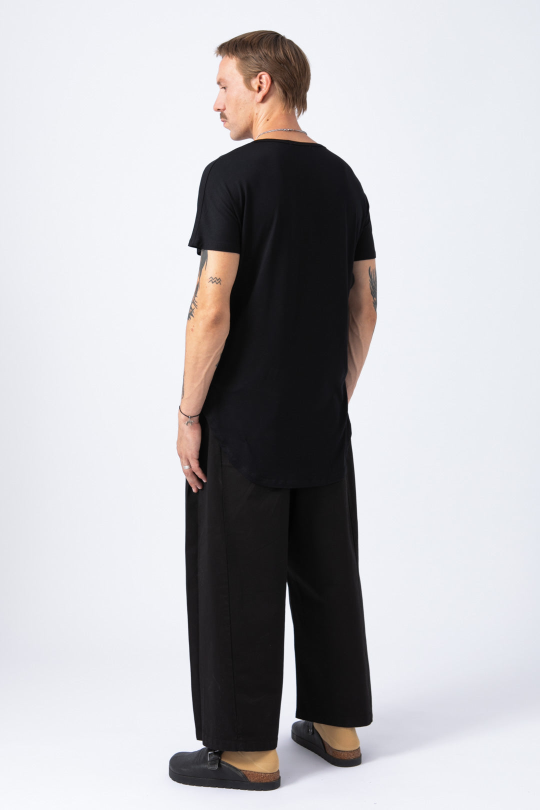 Camiseta Quadrilateral negra - verde