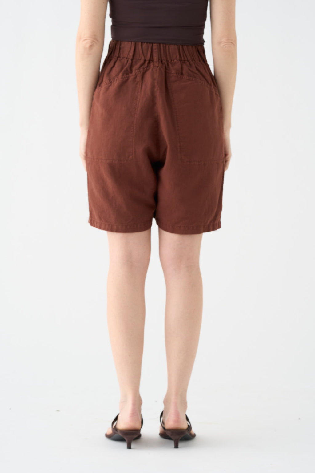 Wide chocolate Bermuda