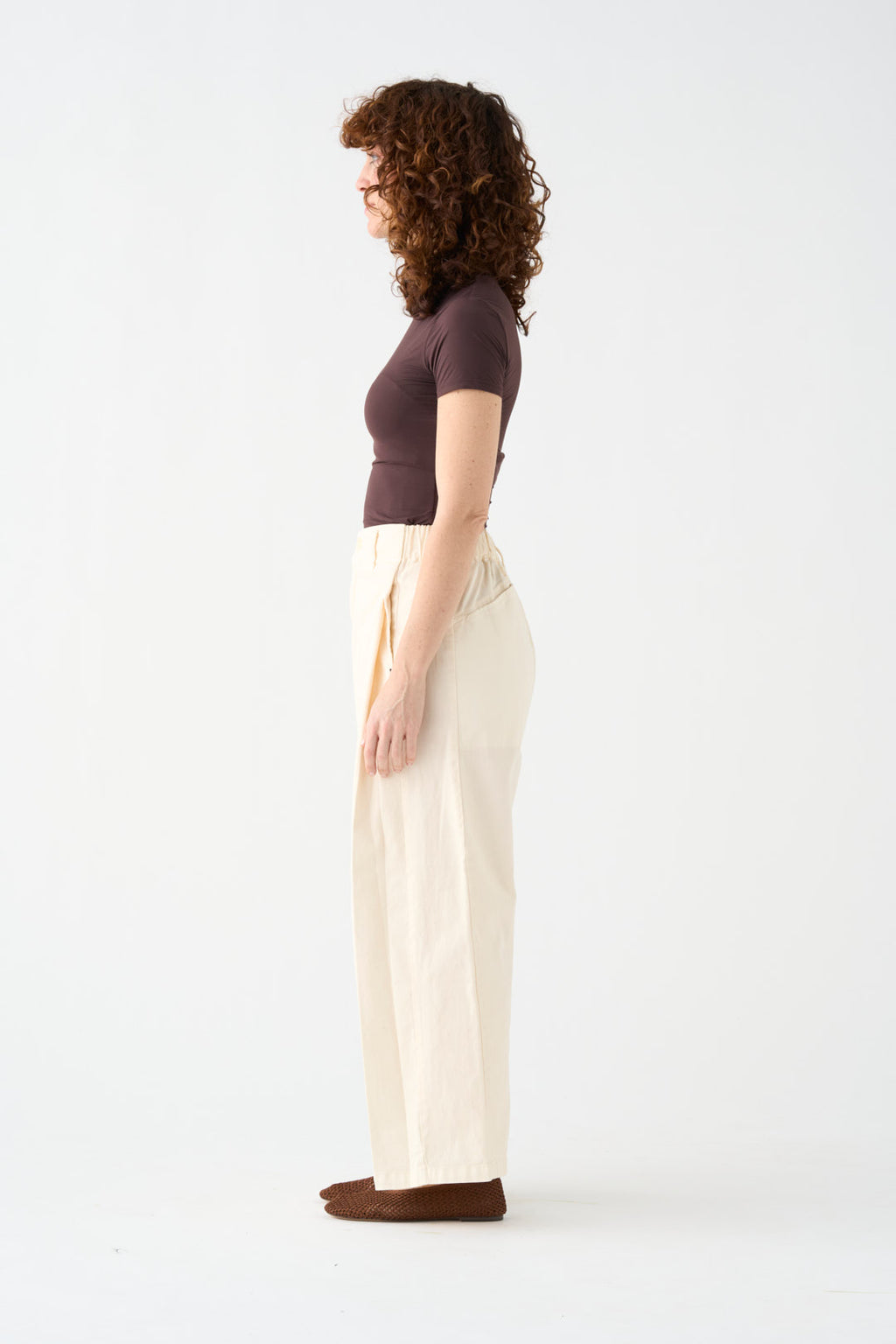Natural wide-leg pants