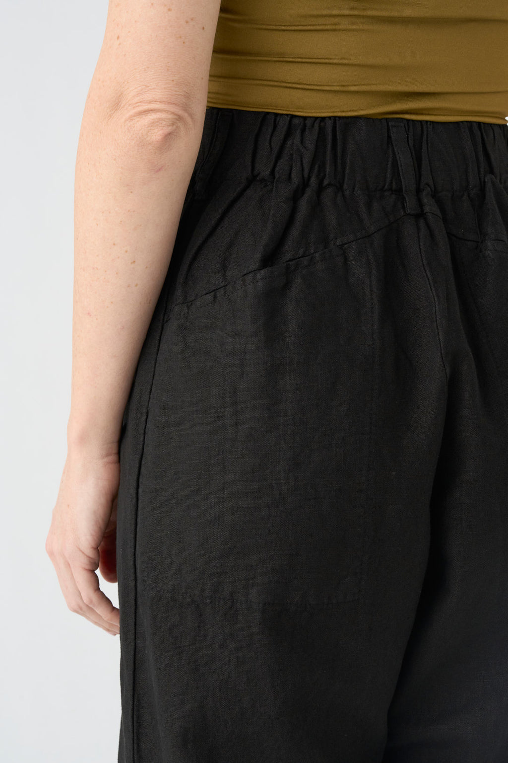 Black wide-leg trousers