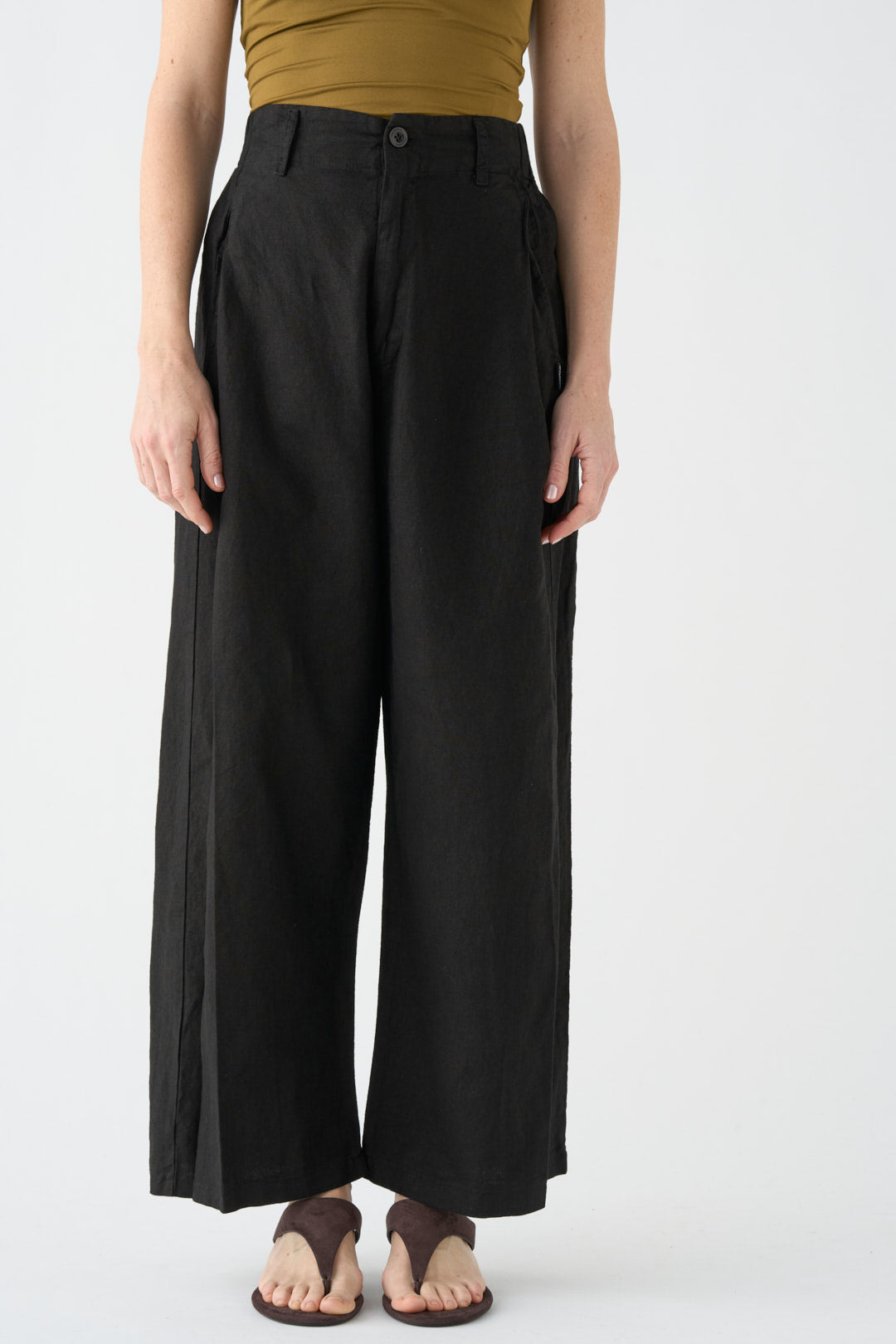 Black wide-leg trousers